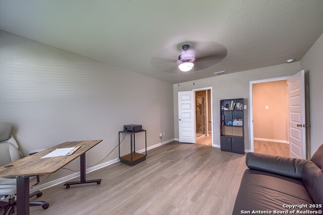 Listing photo id 17 for 7723 Coffee Mill Street
