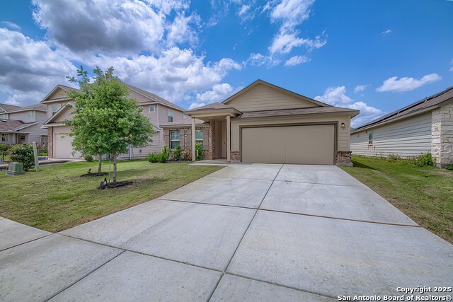 Listing photo id 0 for 7723 Coffee Mill Street
