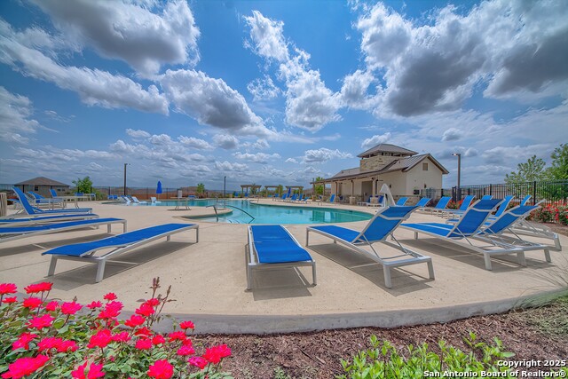 Listing photo id 28 for 7723 Coffee Mill Street