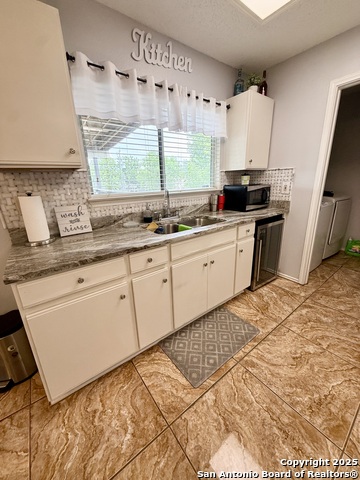 Image 11 of 24 For 6719 Raintree Path