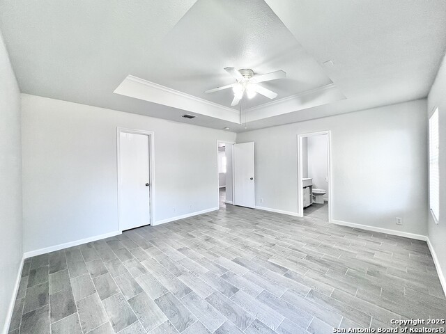 Listing photo id 37 for 5807 Barton Hollow