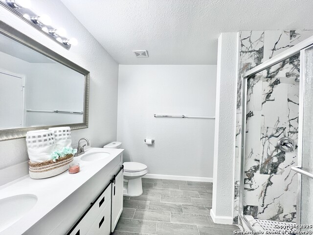 Listing photo id 38 for 5807 Barton Hollow