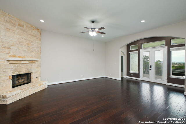 Image 10 of 31 For 8534 Nichols Stone