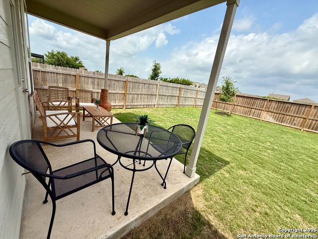 Listing photo id 25 for 7307 Harvest Bay