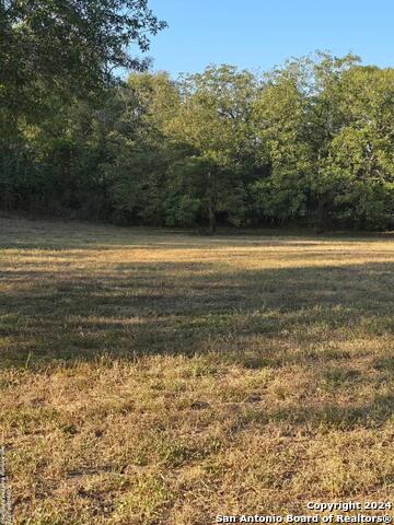 Image 6 of 18 For 126 128 130 132 Hampton Dr W