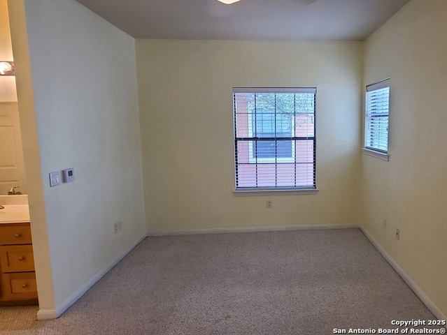 Image 19 of 30 For 6160 Eckhert  Apt 6