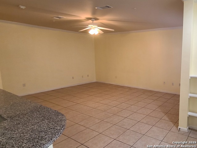 Image 3 of 30 For 6160 Eckhert  Apt 6
