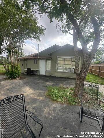 Details for 619 Pecan  , Sabinal, TX 78801