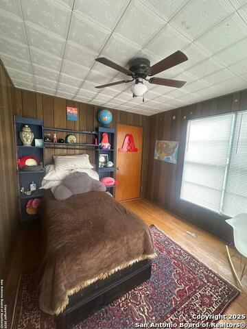 Listing photo id 1 for 619 Pecan