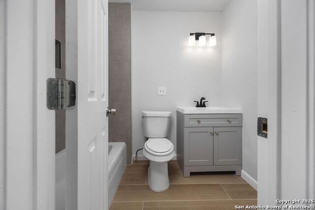 Image 17 of 22 For 310 Diana Dr