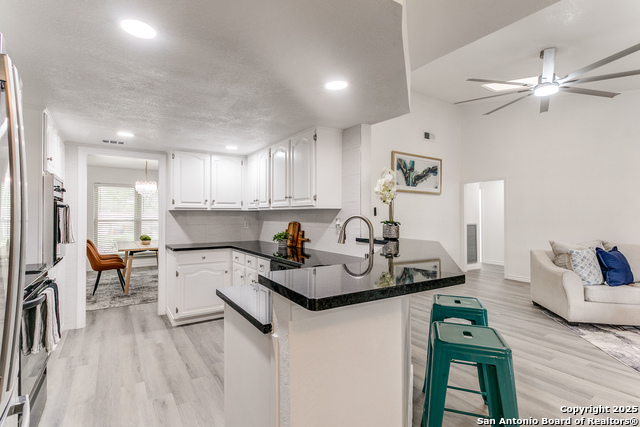 Listing photo id 11 for 1422 Synandra