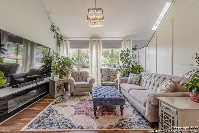 Image 21 of 83 For 3951 Briar Hollow