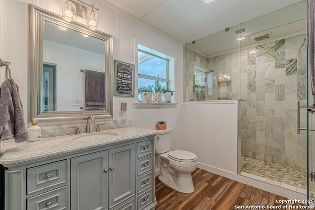 Image 23 of 83 For 3951 Briar Hollow