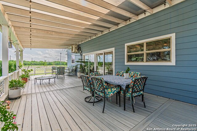 Image 42 of 83 For 3951 Briar Hollow