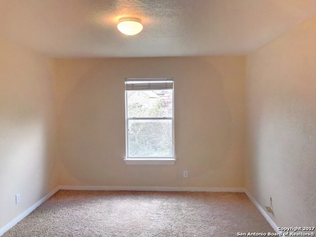 Image 11 of 20 For 822 Quitman Oak