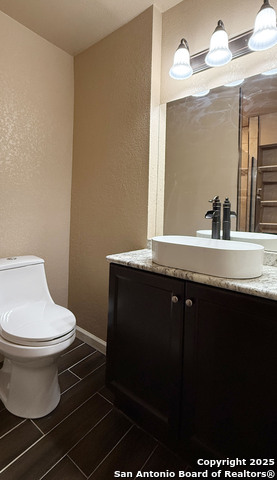 Image 12 of 21 For 7274 Fm 327  