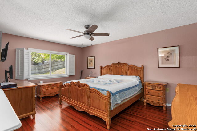Image 15 of 25 For 5919 Pineway