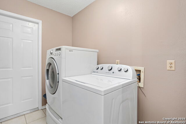 Image 22 of 25 For 5919 Pineway