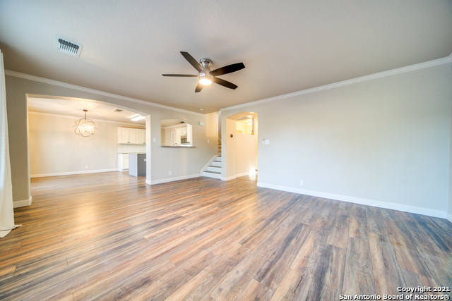 Image 4 of 12 For 124 Latigo  