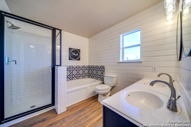 Image 9 of 12 For 124 Latigo  