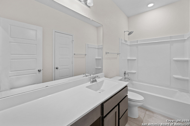 Image 21 of 26 For 4650 Trevor Way