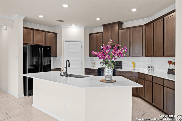 Image 4 of 26 For 4650 Trevor Way