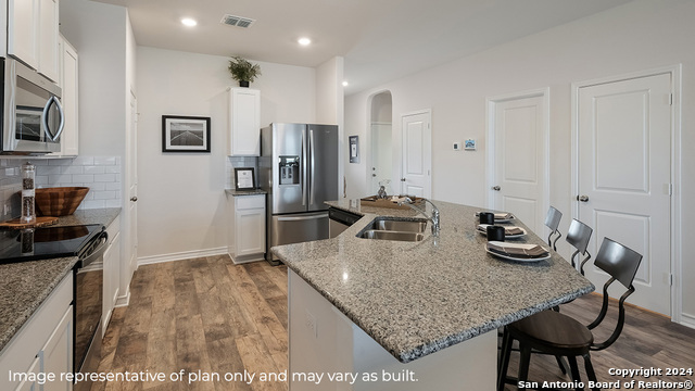 Image 4 of 27 For 1718 Lavender Creek