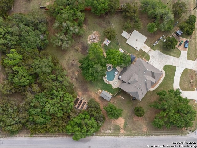 Image 30 of 31 For 101 La Rosa Drive