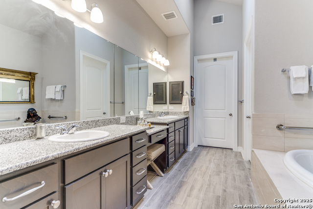 Image 15 of 26 For 28834 Bluebottle