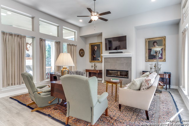 Image 5 of 26 For 28834 Bluebottle