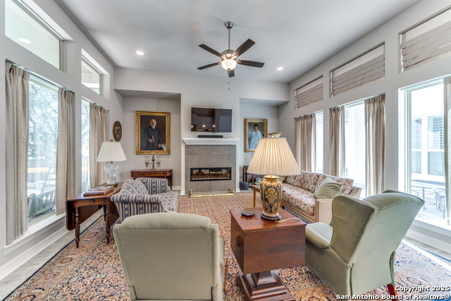 Image 6 of 26 For 28834 Bluebottle