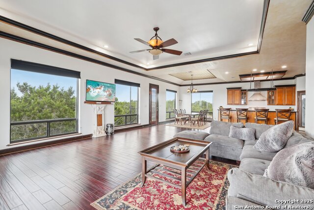 Image 10 of 73 For 285 Timber Hill