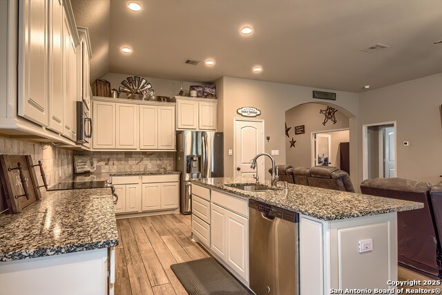Image 8 of 22 For 2097 Range Rd