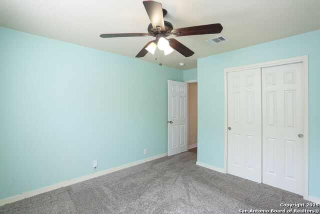 Listing photo id 13 for 6819 Liberty Stone