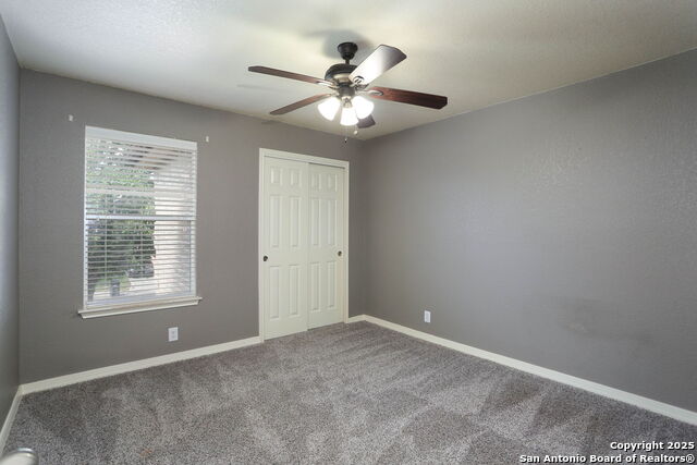 Listing photo id 15 for 6819 Liberty Stone