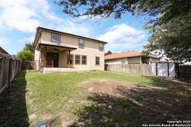 Listing photo id 25 for 6819 Liberty Stone