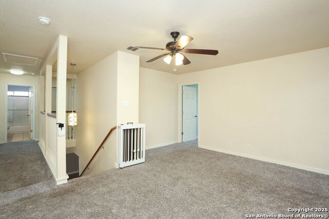 Listing photo id 2 for 6819 Liberty Stone
