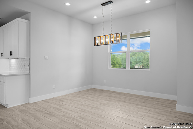 Image 4 of 25 For 1350 Birch Ln