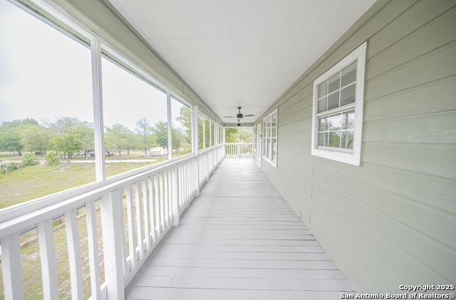 Image 13 of 39 For 352 Longhorn Dr
