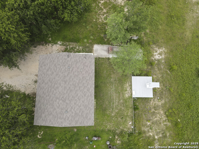 Image 30 of 39 For 352 Longhorn Dr