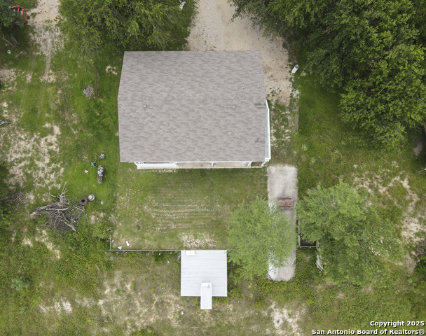 Image 31 of 39 For 352 Longhorn Dr