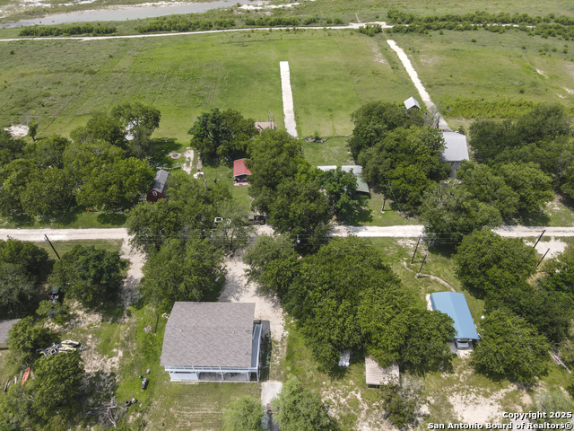 Image 34 of 39 For 352 Longhorn Dr