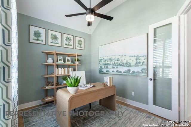Listing photo id 19 for 349 Hulda