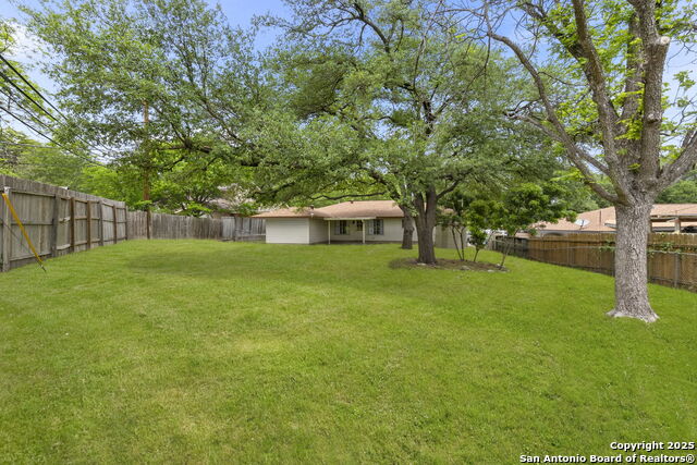 Listing photo id 25 for 3646 Igo