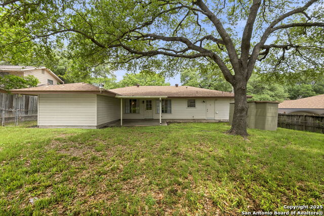 Listing photo id 27 for 3646 Igo