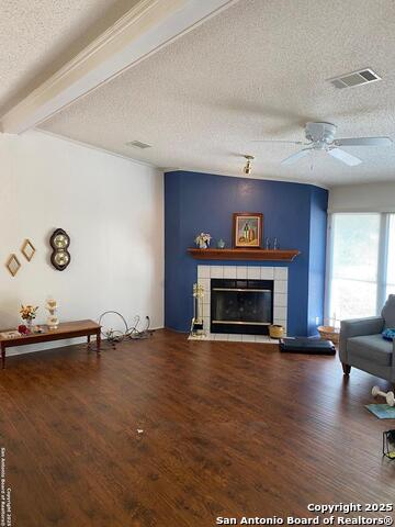 Image 11 of 26 For 220 Walnut Way N