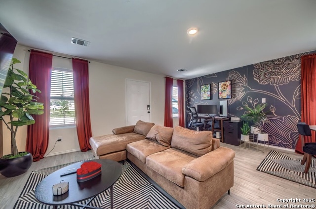 Image 2 of 14 For 14230 Llama