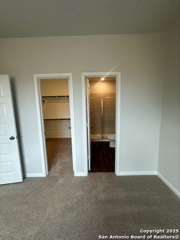 Listing photo id 4 for 15005 Fischer Garden