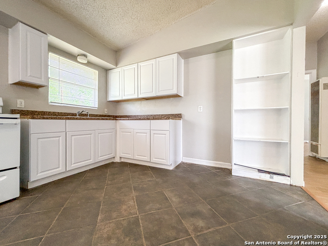 Image 10 of 15 For 319 Hialeah Ave