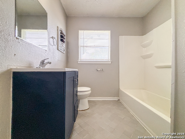 Image 12 of 15 For 319 Hialeah Ave